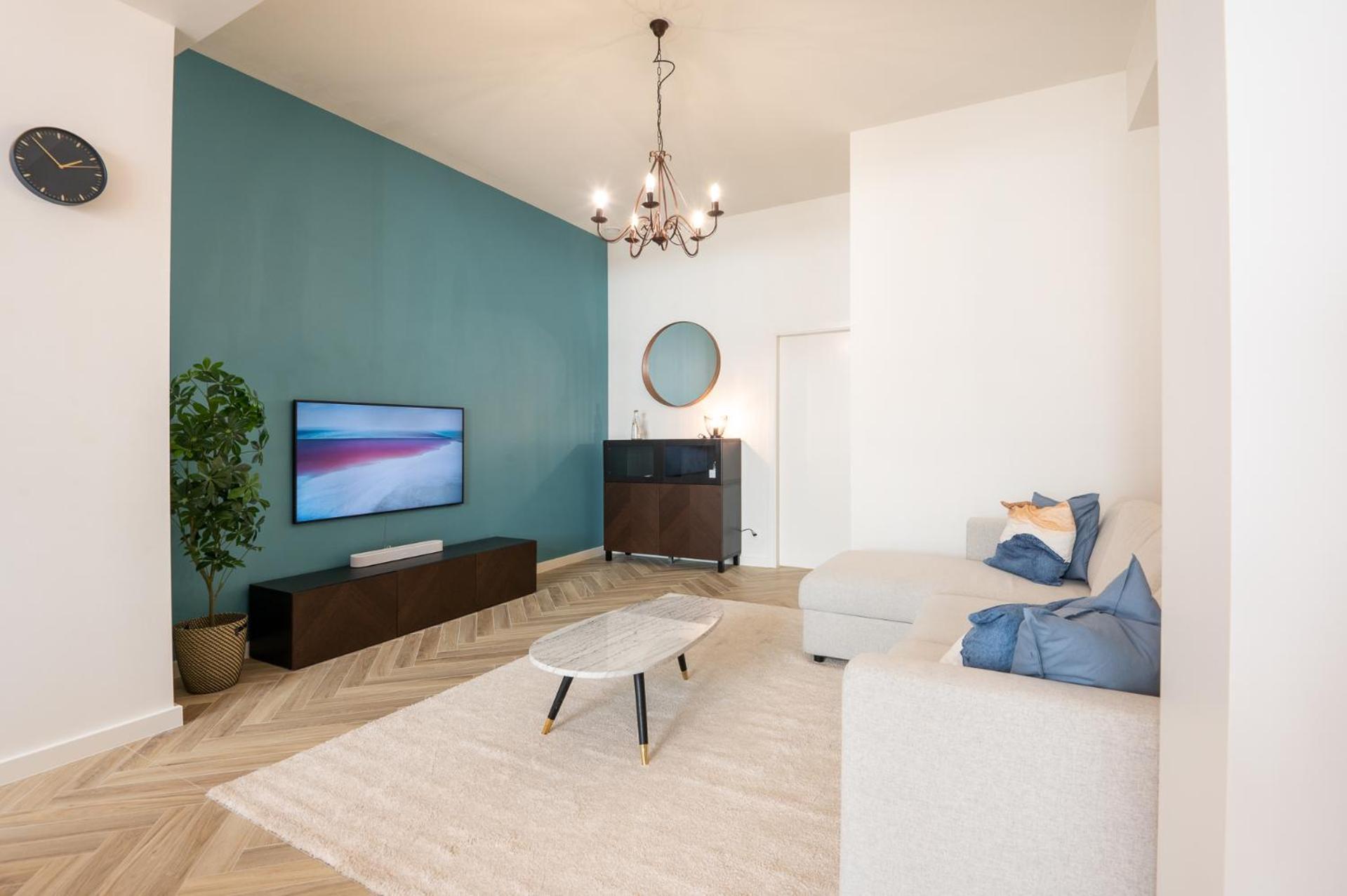 Beautiful Renovated Apartment In An Authentic Building Остенде Екстериор снимка